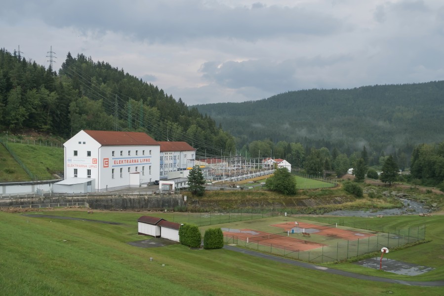 Lipno nad Vltavou, energiecentrale Elektrárna Lipno IMG 6072 2018-07-30 15.37