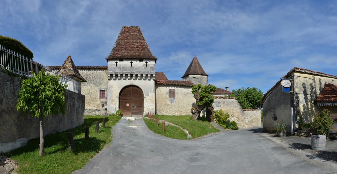 Lusignac 24 Château façade 2014