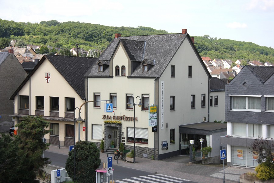 Mülheim-Kärlich, Burgstr. 27 u. 29 (2013-07-02)