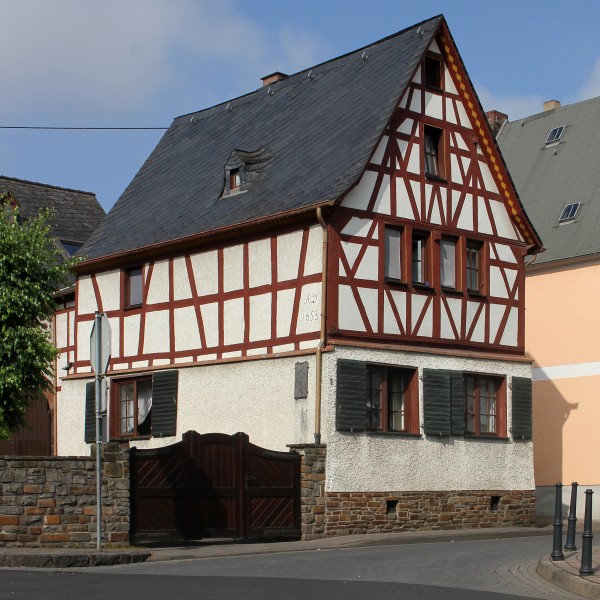Mülheim-Kärlich, Hauptstraße 1 (2015-07-16 b)