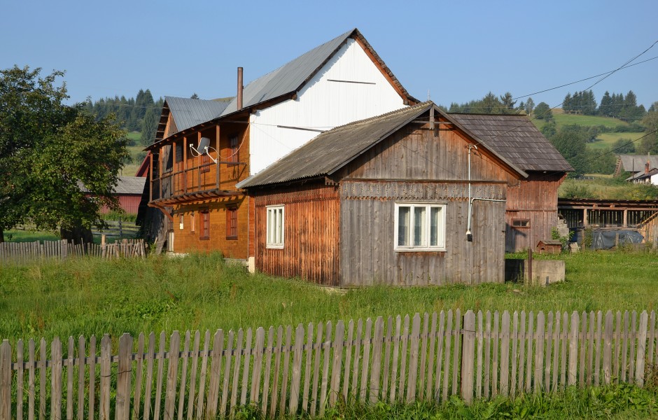 Mănăstirea Humorului - old house