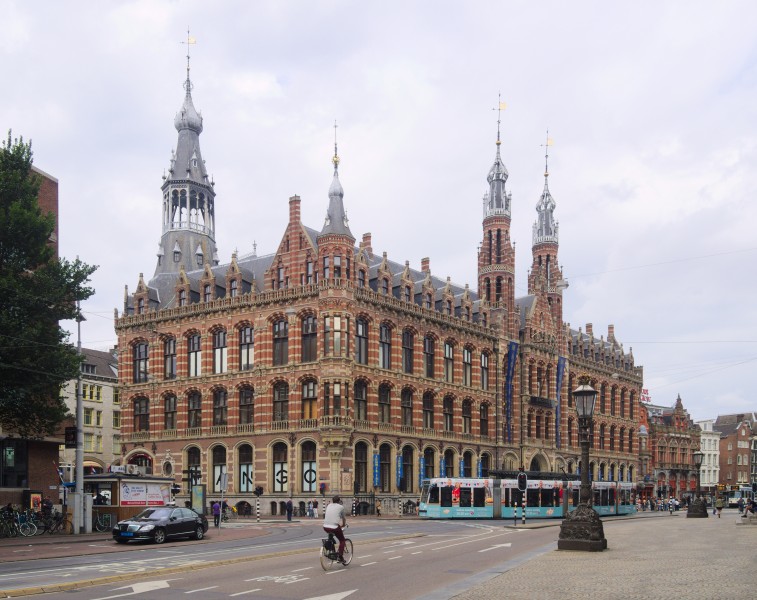 Magna Plaza 2665