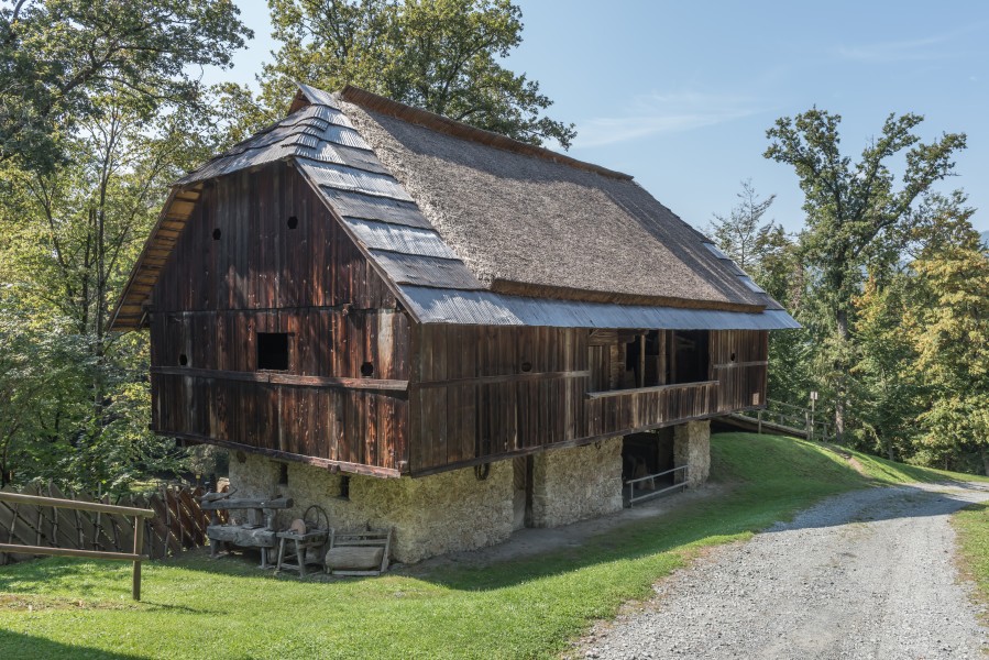 Maria Saal Freilichtmuseum Skorjanzstadel Ost-Ansicht 13092016 4275