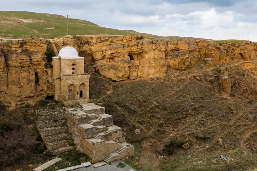 Mausoleo de Diri Baba, Qobustan, Azerbaiyán, 2016-09-27, DD 11