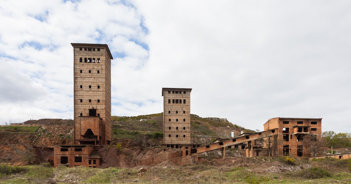 Mina de cromo abandonada, Perrenjas, Albania, 2014-04-17, DD 02