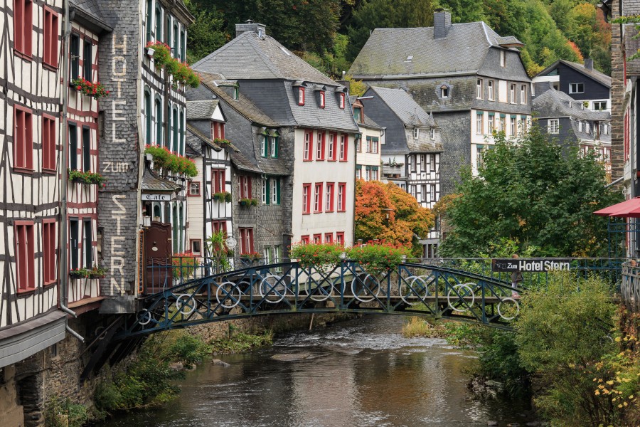 Monschau Germany Timber-framed-houses-along-Rur-river-02