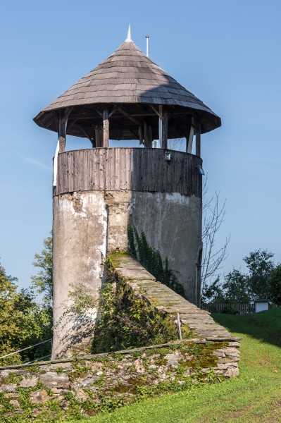 Moosburg Schloss Rundturm 29082017 5445