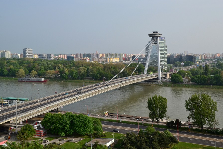 Most SNP, Bratislava (by Pudelek)