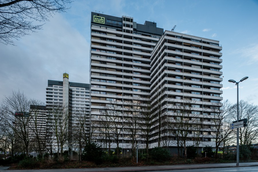 Muelheim-Hochhaeuser-Hans-Boeckler-Platz-02