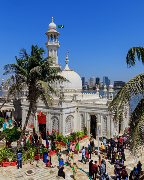 Mumbai 03-2016 13 Haji Ali Dargah