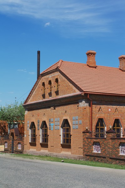 Museum of Krychevsky, Opishnja, facade