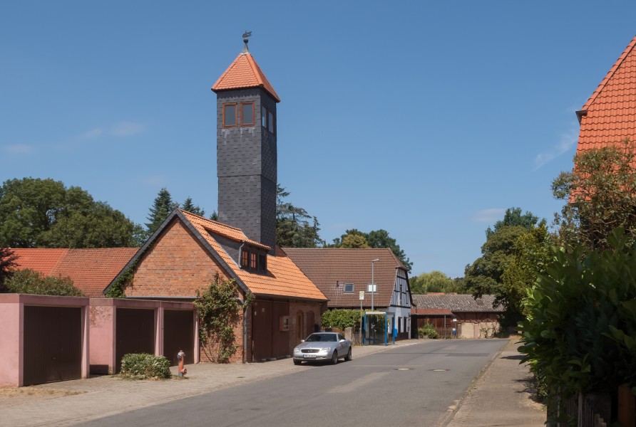 Neubrück, straatzicht Neue Reihe IMG 5465 2018-07-08 12.08