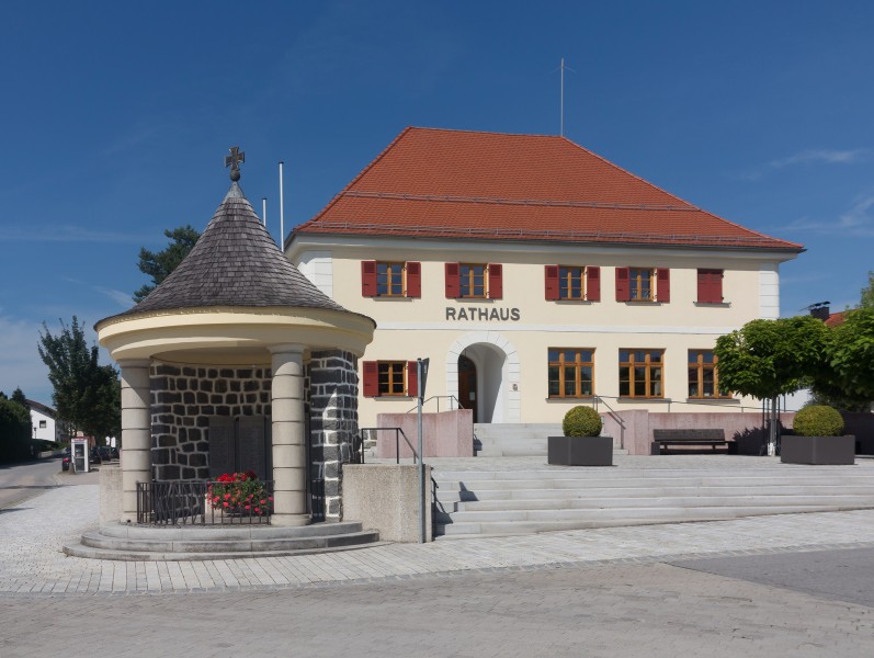Neuhaus am Inn, stadhuis foto3 2017-08-08 15.43