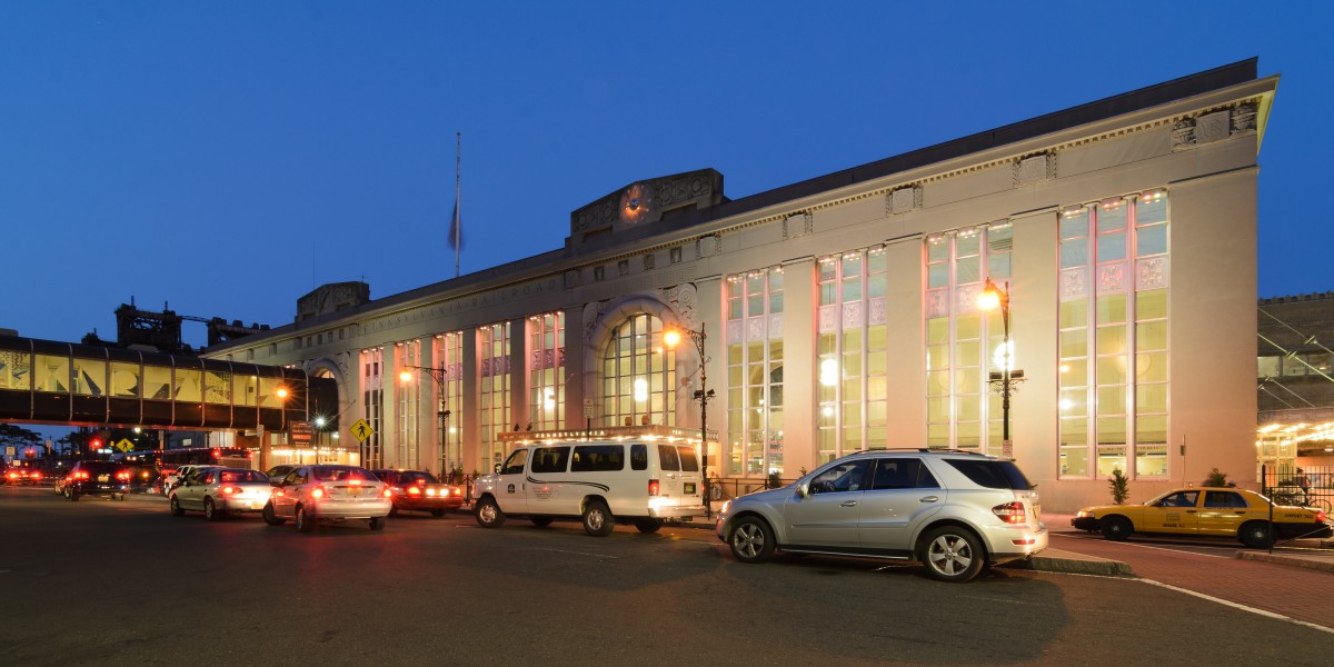Newark Penn Station June 2015 001