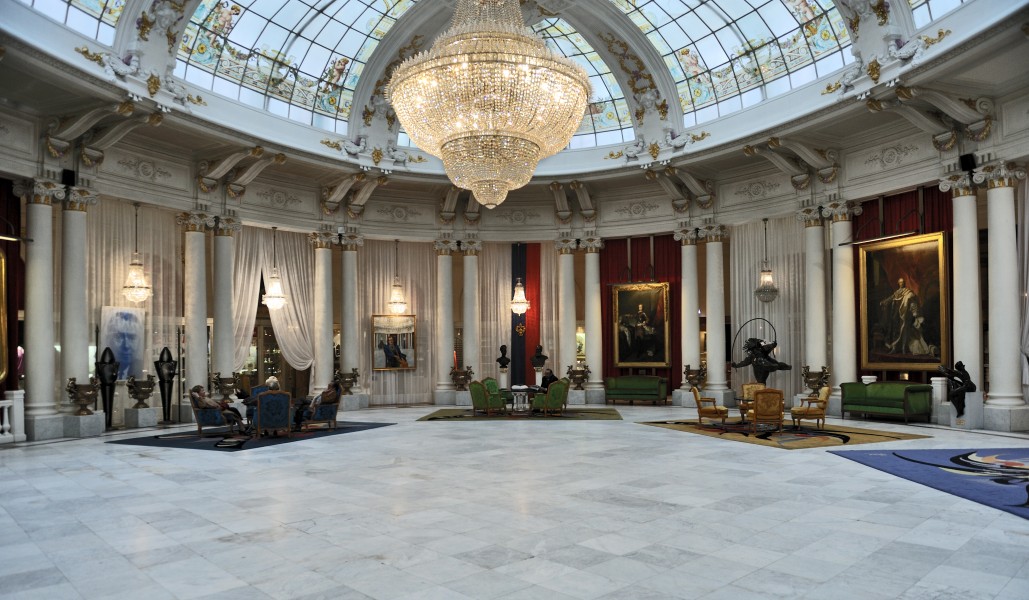 Nice Hotel Negresco hall central