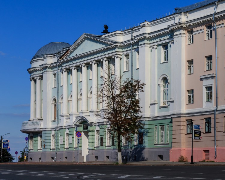 NN Minin and Pozharsky Square 08-2016 img3