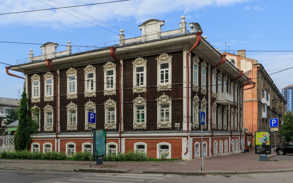 Novosibirsk LeninaSt wooden house 07-2016