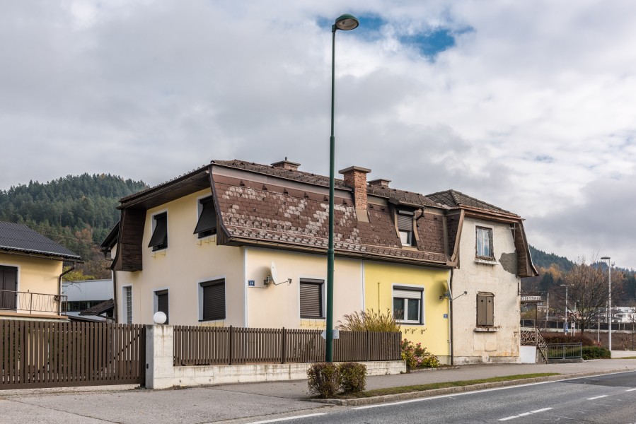 Pörtschach Hauptstraße 76 78 80 Drei-Meister-Haus SW-Ansicht 12112017 1930