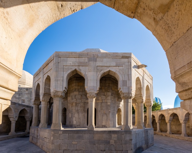 Palacio de los Shirvanshah, Baku, Azerbaiyán, 2016-09-26, DD 165-167 HDR