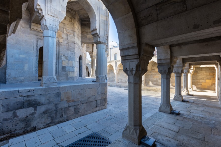 Palacio de los Shirvanshah, Baku, Azerbaiyán, 2016-09-26, DD 180-182 HDR