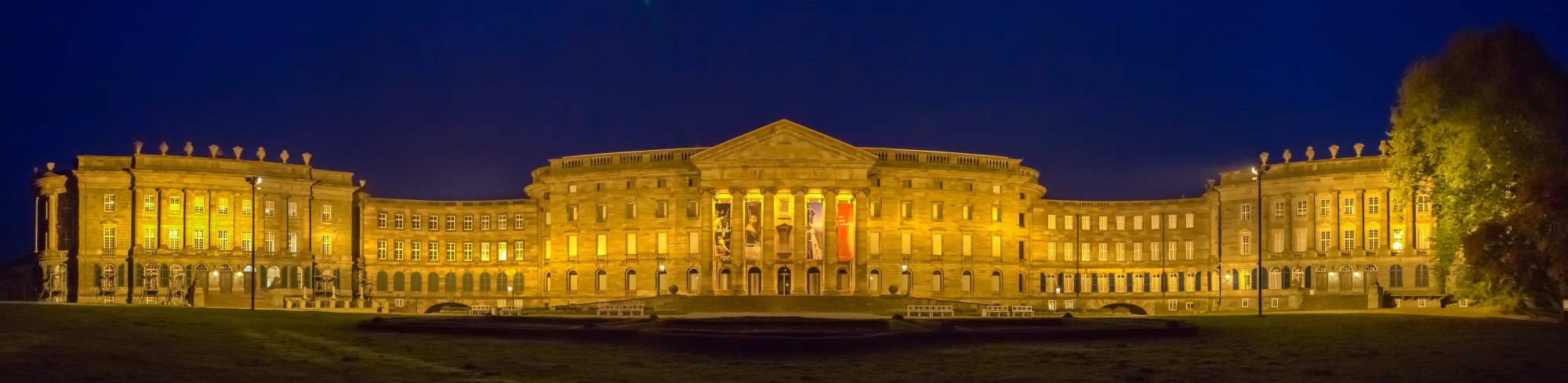 Palacio Wilhelmshöhe, Kassel, Alemania, 2013-10-19, DD 01-03 PAN