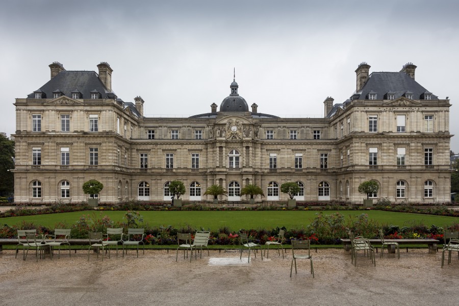 Palais Luxembourg Pluie