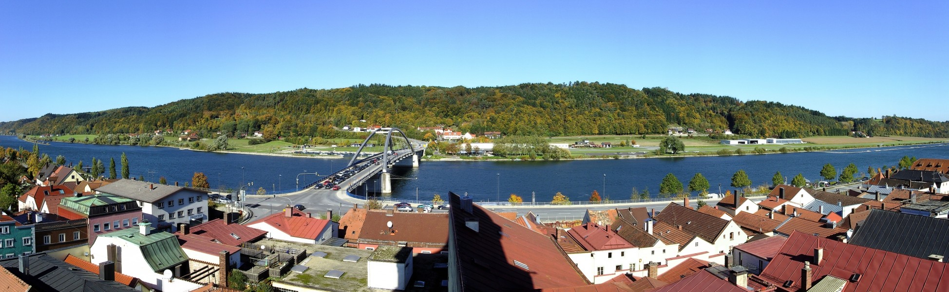 Panoramaaufnahme der Donau in Vilshofen