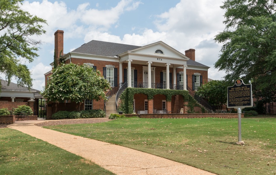 Phi Gamma Delta Fraternity House, UA, Tuscaloosa 20160714 1