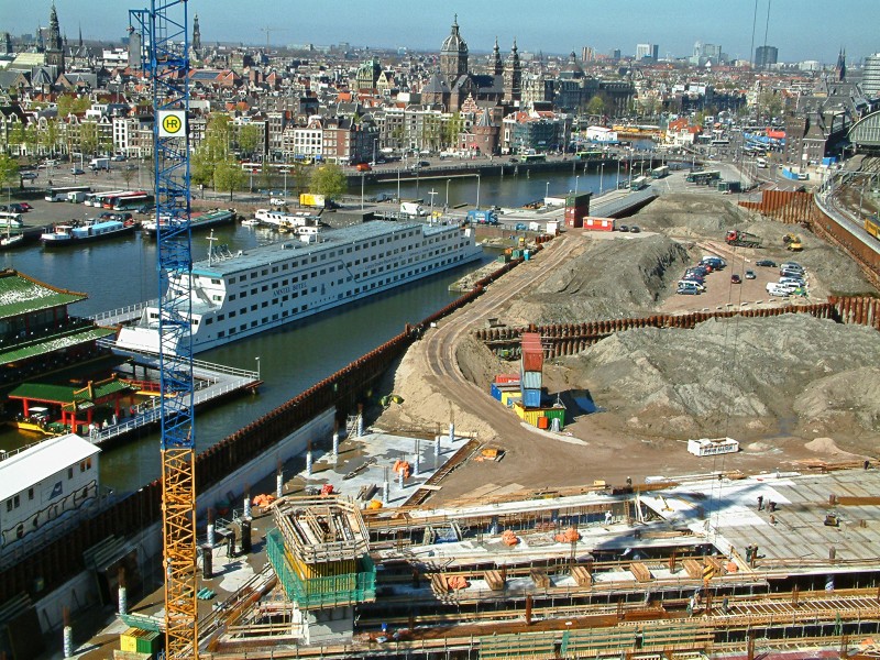 Photo-cityscape-constructionssite-Amsterdam-Oosterdok-2005-high-resolution-image