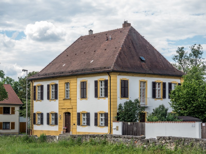 Pommersfelden-Pfarrhaus-6045702