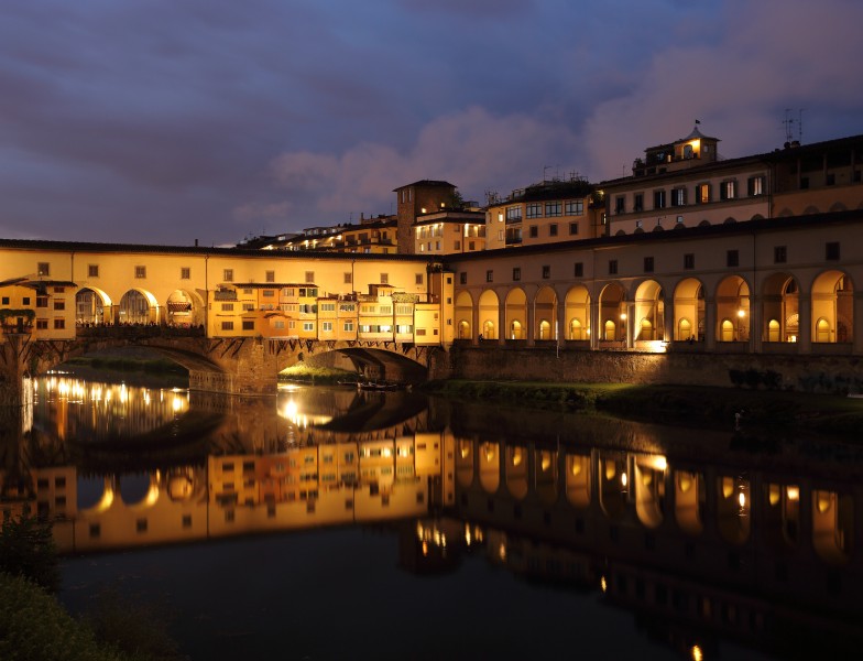 Ponte Vecchio at dusk 1