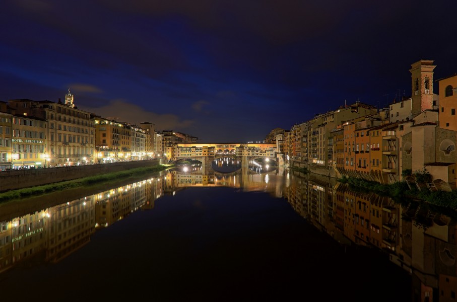 Ponte Vecchio at dusk 2