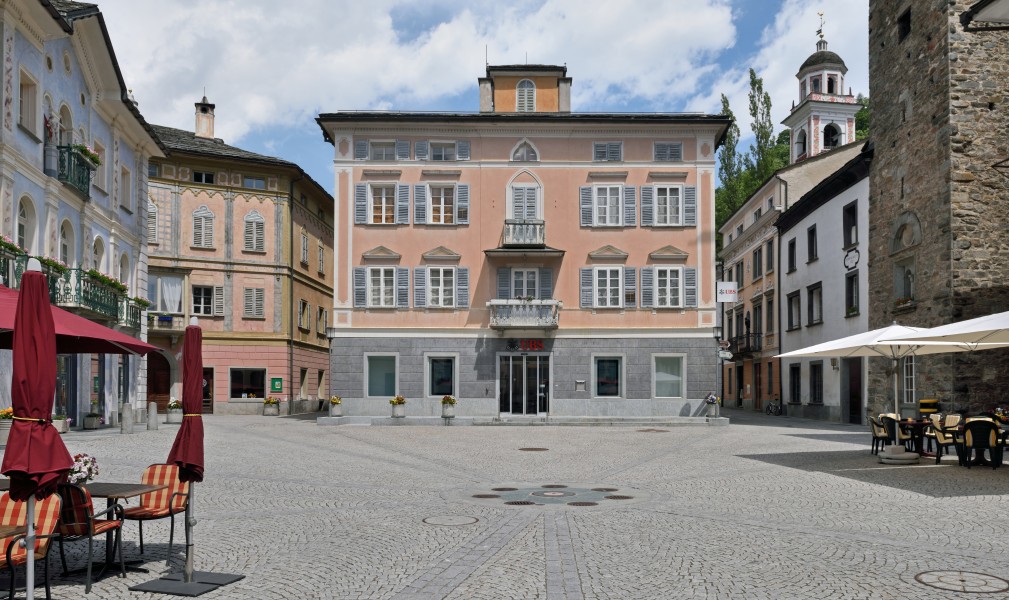 Poschiavo Piazza Comunale UBS