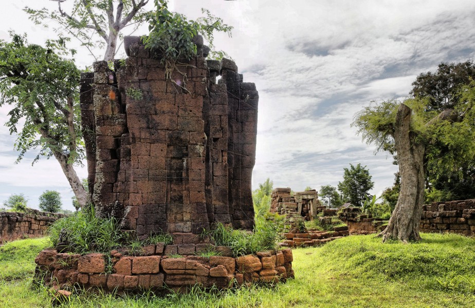 Prasat Khorn Buri-2-HDR