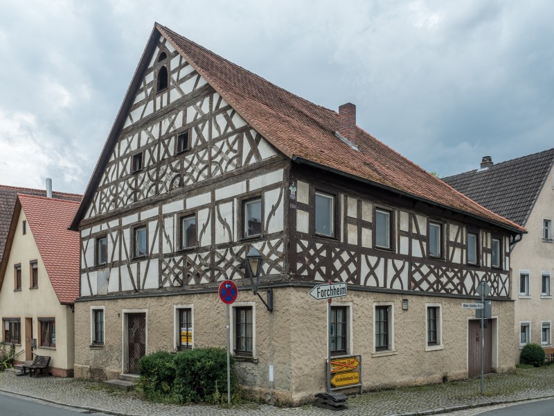 Pretzfeld-Haus-7313153-PS