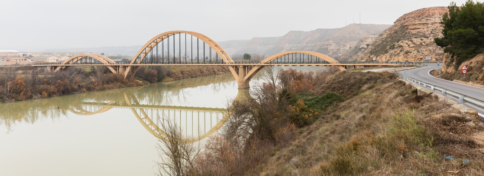 Puente sobre el Ebro, Sástago, Zaragoza, España, 2015-12-23, DD 41