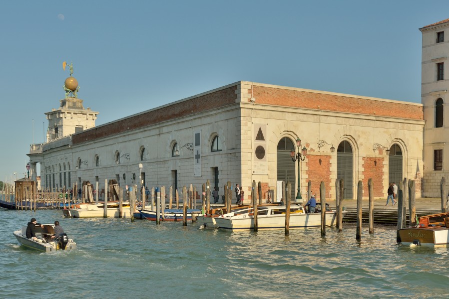 Punta della Dogana Canal Grande Venezia
