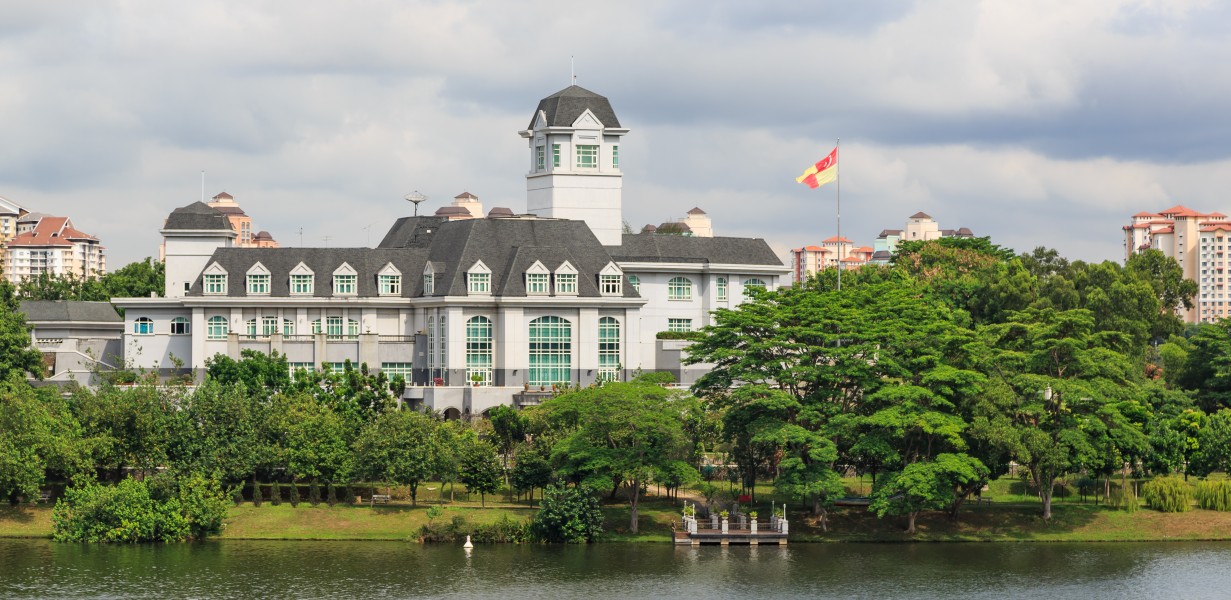 Putrajaya Malaysia Istana-Darul-Ehsan-01
