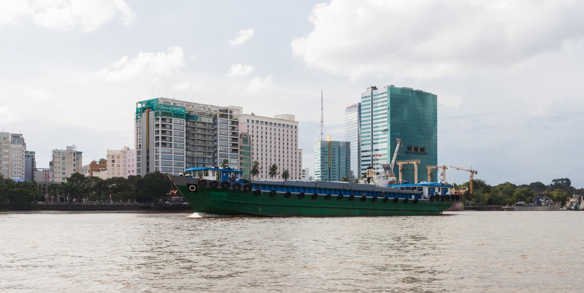 Río Saigón, Ciudad Ho Chi Minh, Vietnam, 2013-08-14, DD 03
