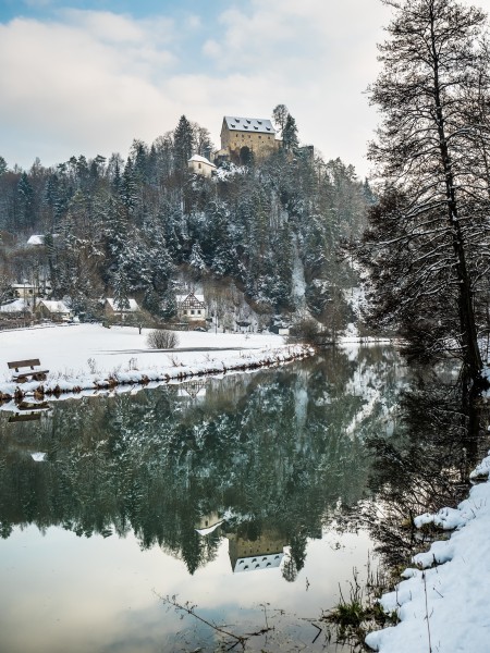 Rabeneck-Burg-3018602