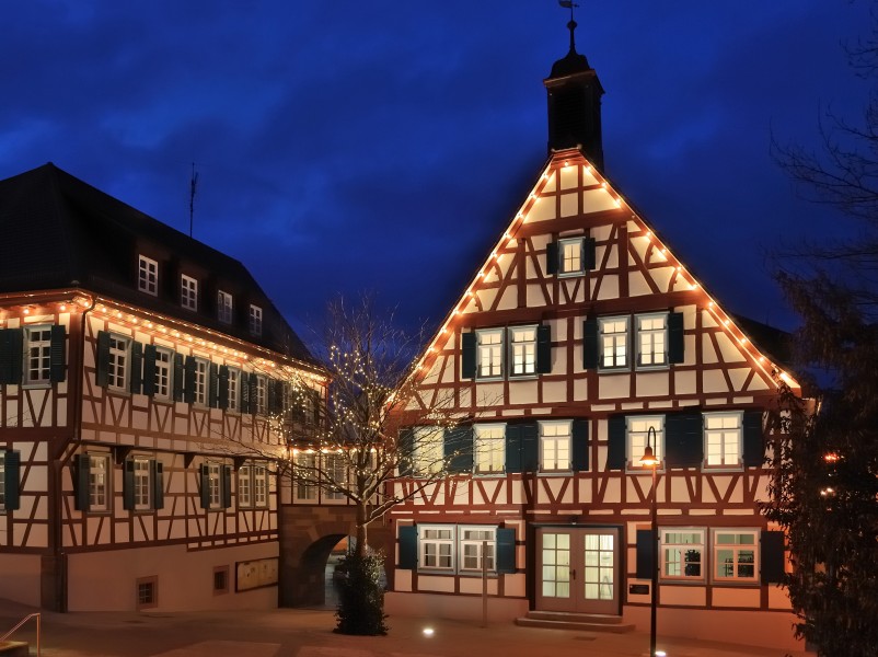 Rathaus Ditzingen Weihnachtsbeleuchtung