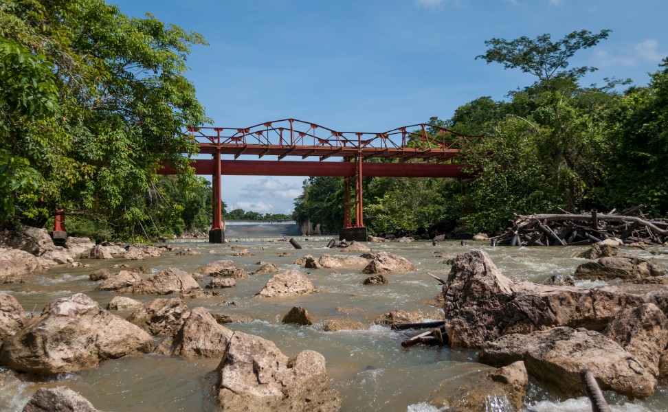 Red Bridge Embalse Burro Negro
