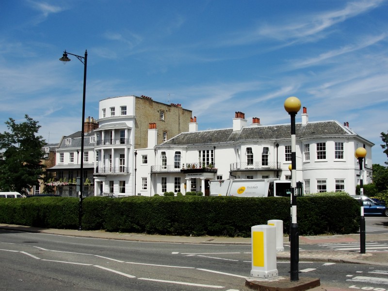 Richmond Gate Hotel - panoramio