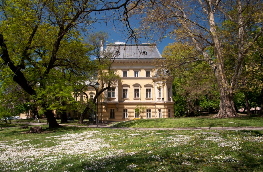 RoyalPalaceGarden Sofia 4