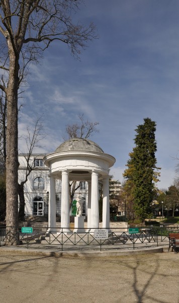 Saint-Cloud Jardin des Avelines 001