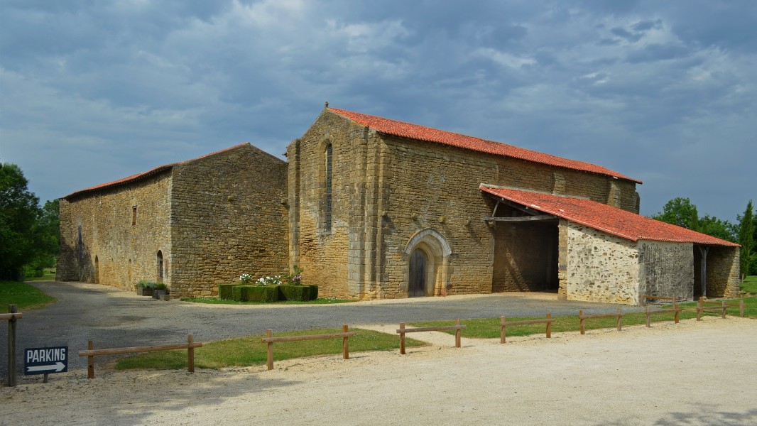 Saint-Prouant - Prieure Grammont 01