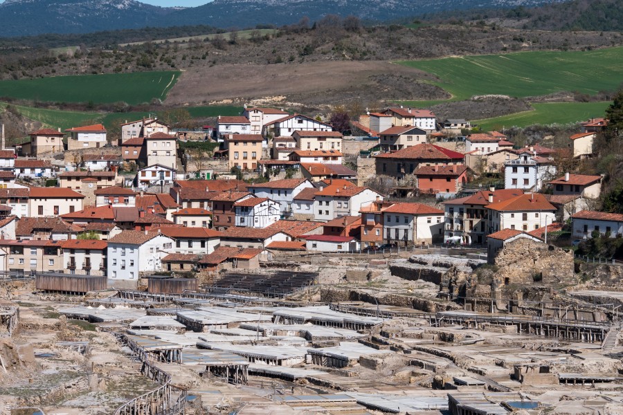 Salinas de Añana - Pueblo 02
