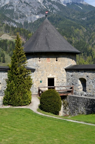 Salzachturm, Burg Hohenwerfen