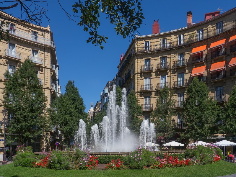 San Sebastian Plaza de Bilbao 1190565