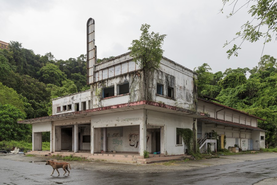 Sandakan Sabah Abandonned-cinema-in-Tanah-Merah-02